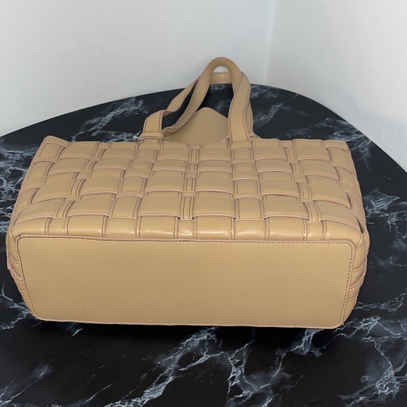 MICHAEL KORS Ivy Tote Bag & Wallet Woven Synthetic Leather 2pc Handbag AUTHENTIC - Picture 8 of 13